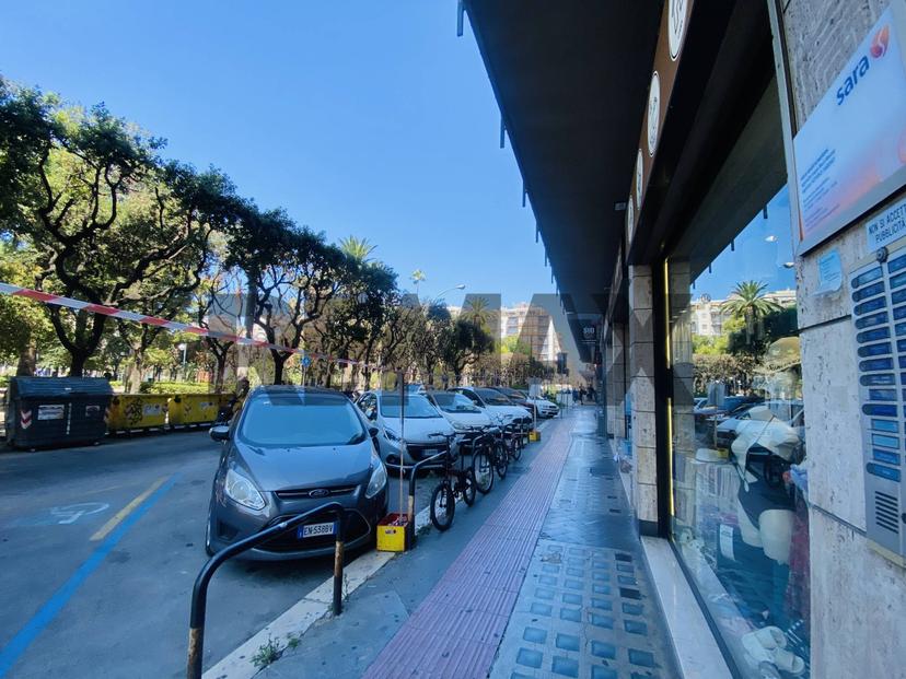 Attico in Piazza Umberto 62, Bari — foto 3 di 5