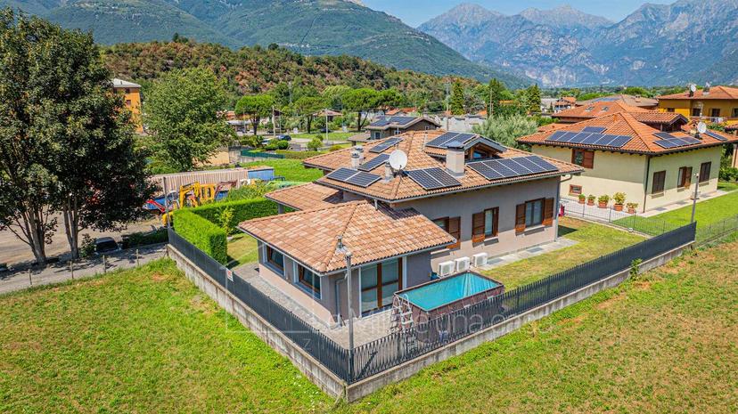 Villa in Via La Fabbrica, Colico — foto 4 di 5