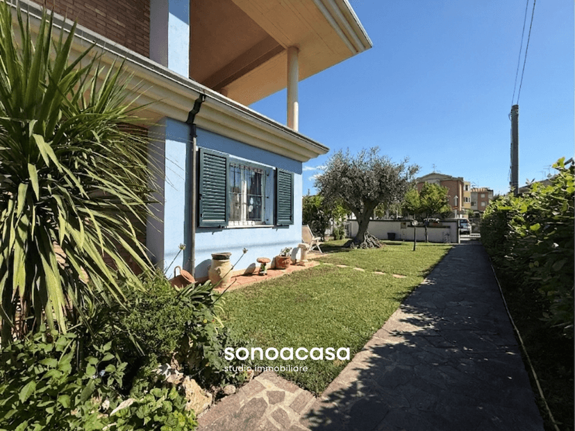 Villa in Via Paolo Ferrari, 11, Mondolfo — foto 5 di 5