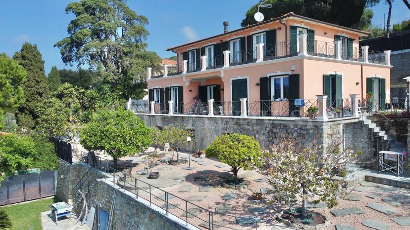 Villa in Via degli Inglesi, Bordighera — foto 2 di 5