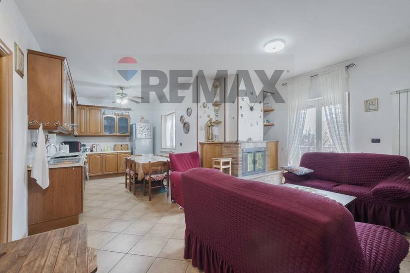 Quadrilocale in Contrada Saletto 20, Loreto Aprutino — foto 4 di 5