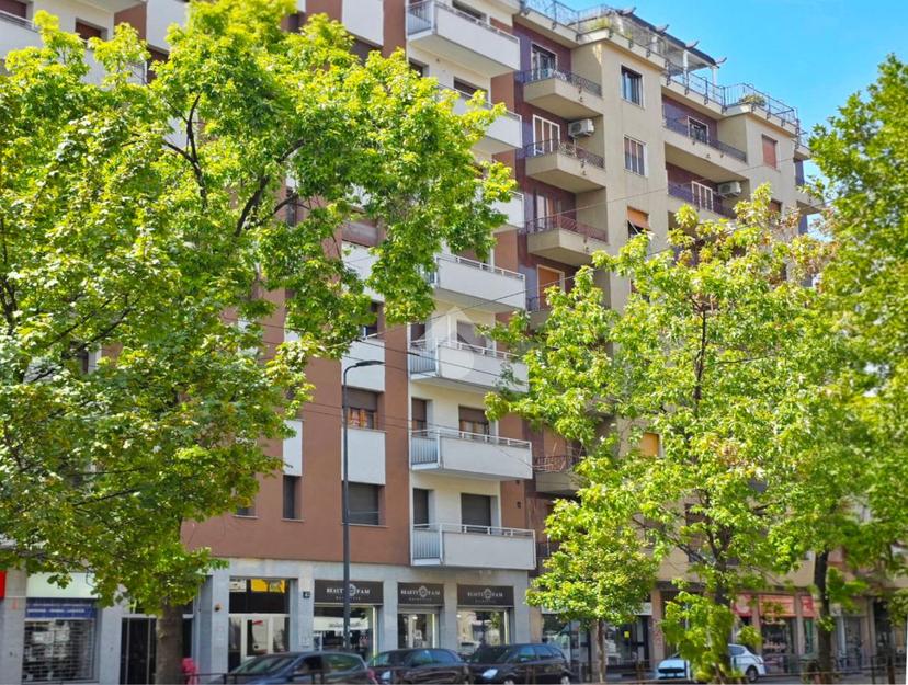 Bilocale in Viale Stelvio 45, Milano
