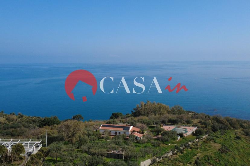 Villa unifamiliare in Contrada San Martino 122, Capo d'Orlando — foto 2 di 5