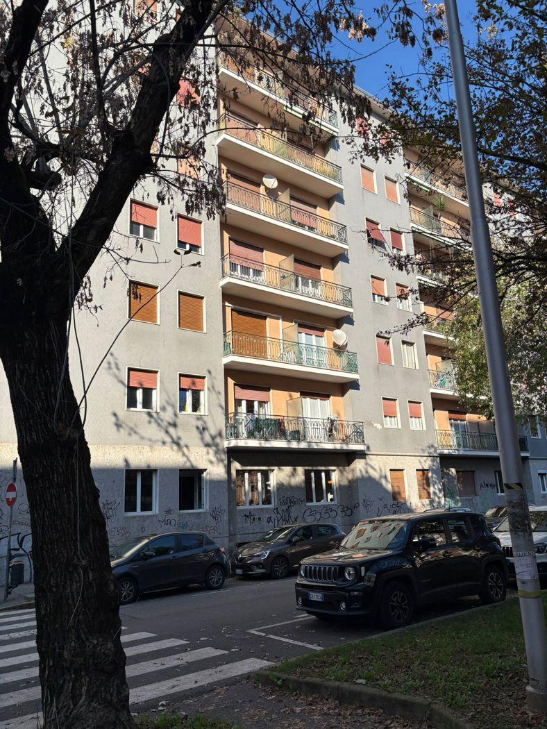 Quadrilocale in Via Monte Bianco 16, Monza — foto 5 di 5