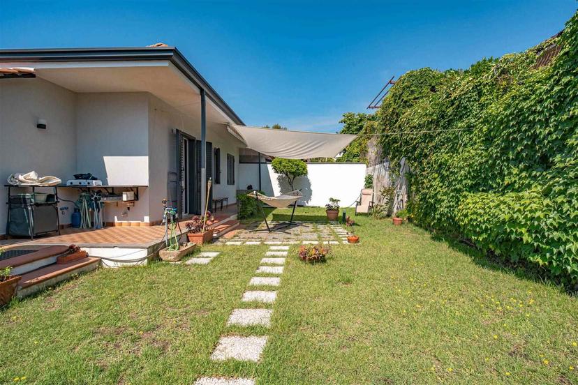 Villa in Via Fratelli Gemellaro, Nicolosi — foto 5 di 5