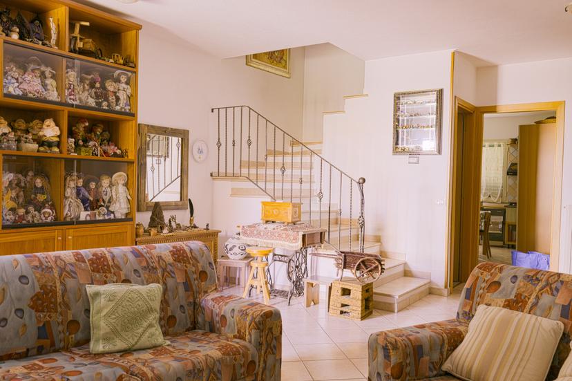 Villa a schiera in Via Gina Manconi, Nuoro — foto 4 di 5
