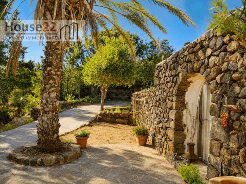 Rustico in Contrada Bonsulton, Pantelleria — foto 3 di 5