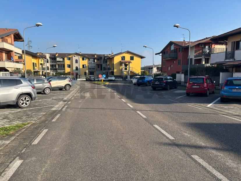 Trilocale in Via Tiepolo, Brembate — foto 4 di 5