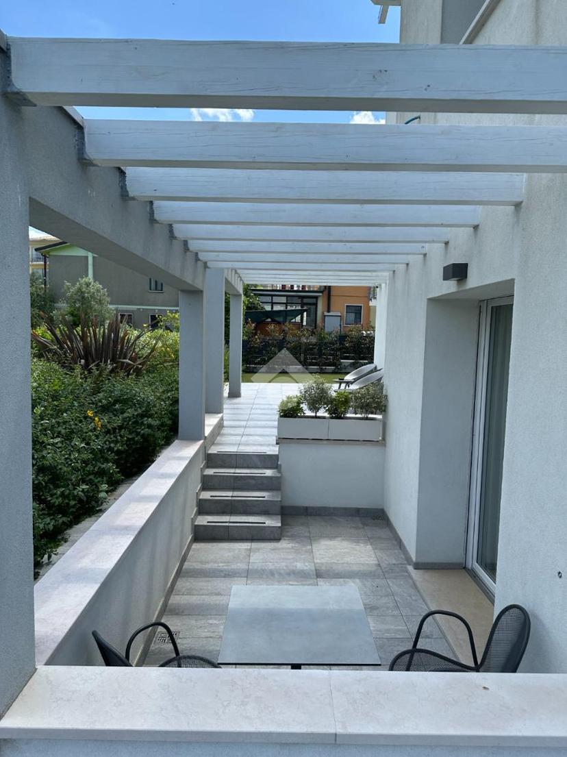 Villa in Via Casa Otello 1, Peschiera del Garda — foto 4 di 5