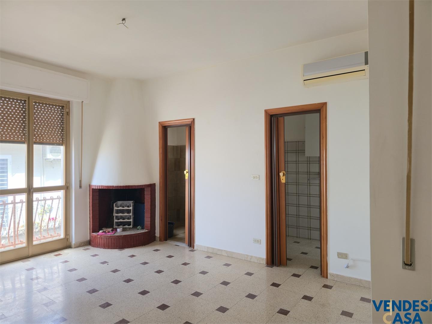 Casa indipendente in Via De Gasperi 9, Adelfia