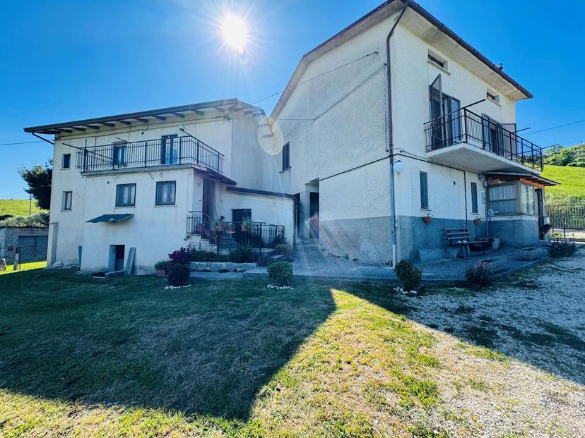 Casa indipendente in Località Voltole, Gualdo Tadino — foto 4 di 5