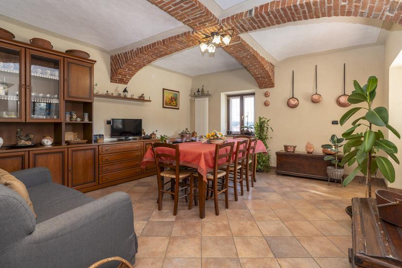 Casa indipendente in Via Tasnere, Busca — foto 3 di 5