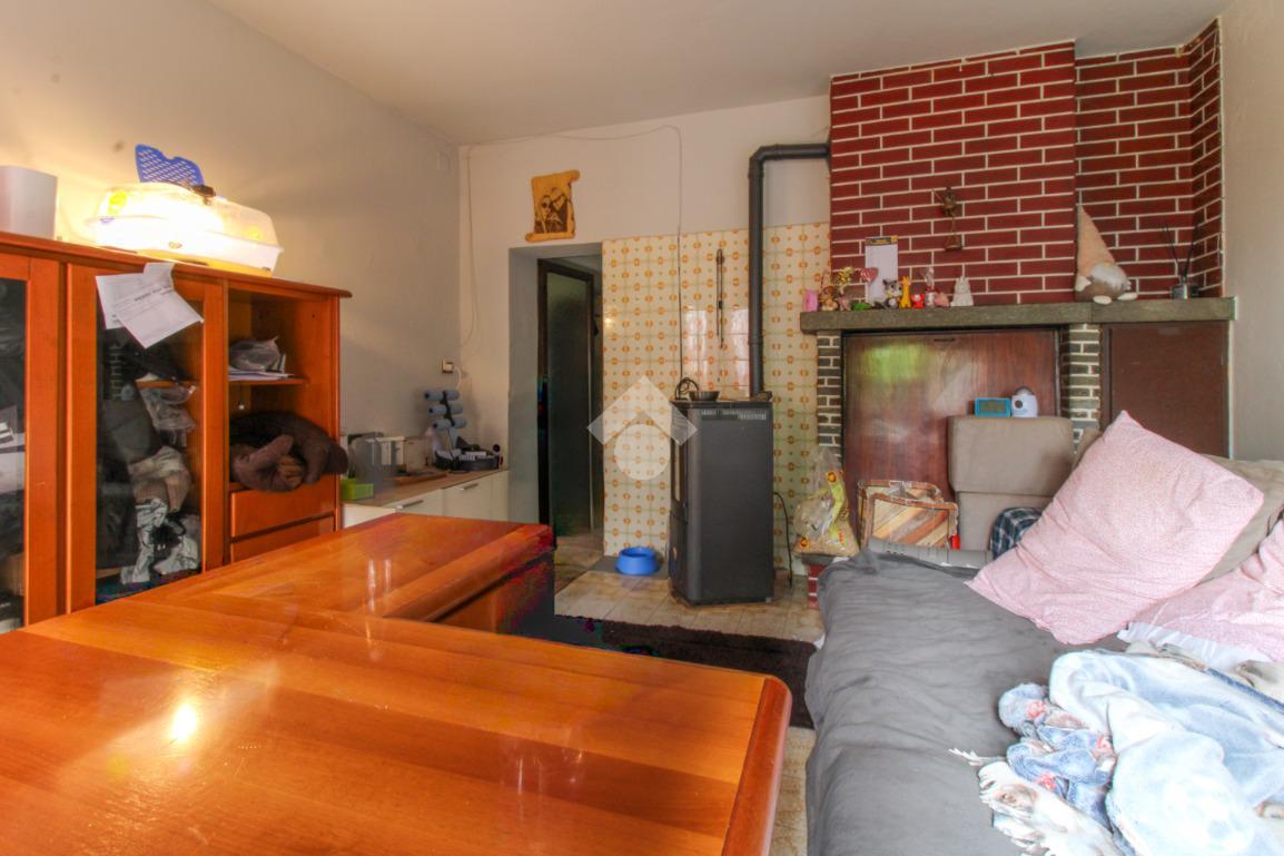 Casa indipendente in Sp Bs 233, Barghe