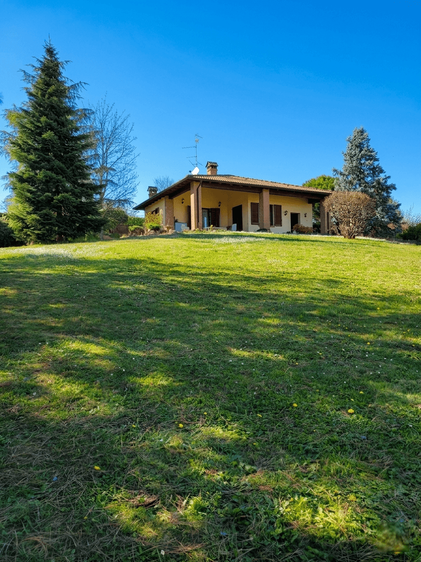 Villa in Via San Martino 4, Gazzola — foto 2 di 5