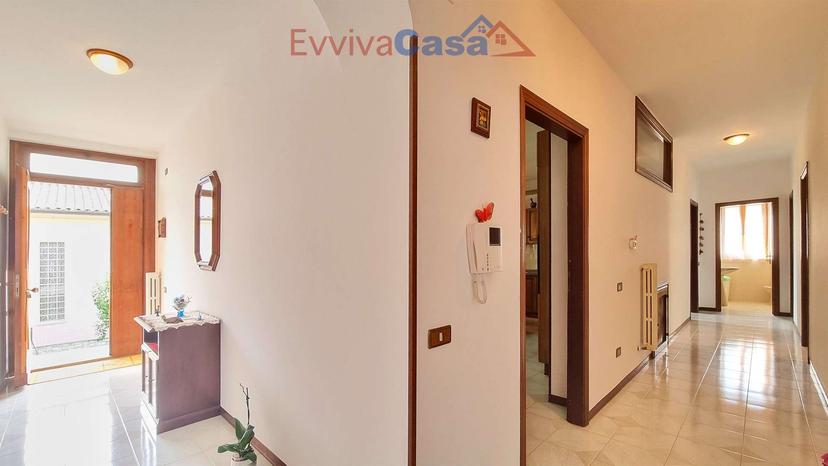 Appartamento in Via Roncaglia 17, San Lorenzo in Campo — foto 3 di 5