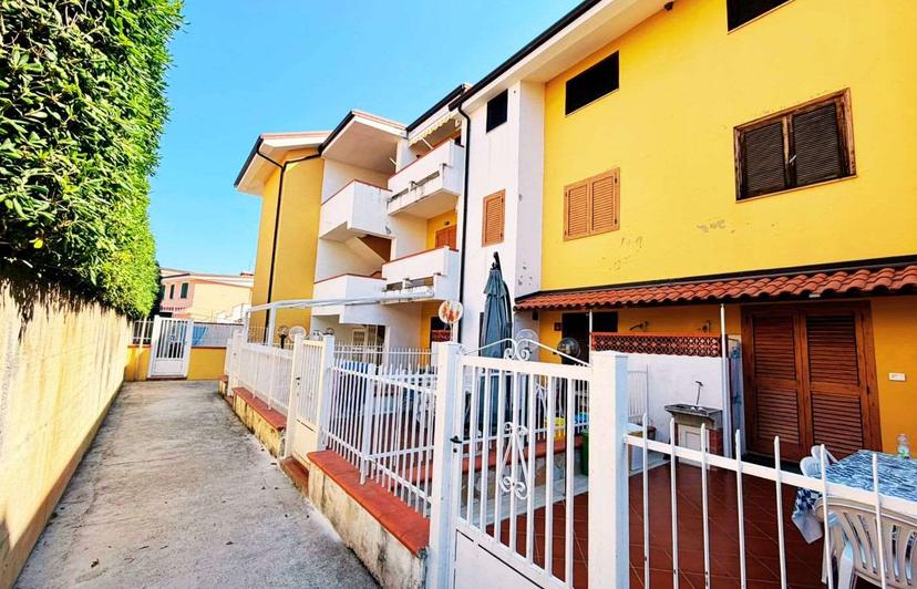 Bilocale in Villaggio Il Faro - Villaggio La Bussola, Scalea