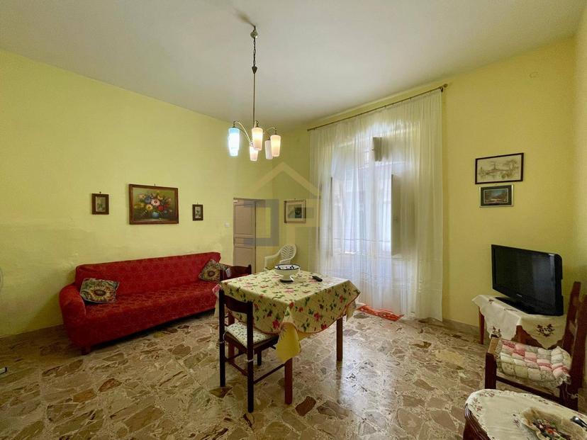 Casa indipendente in Via Bonventre, Castellammare del Golfo