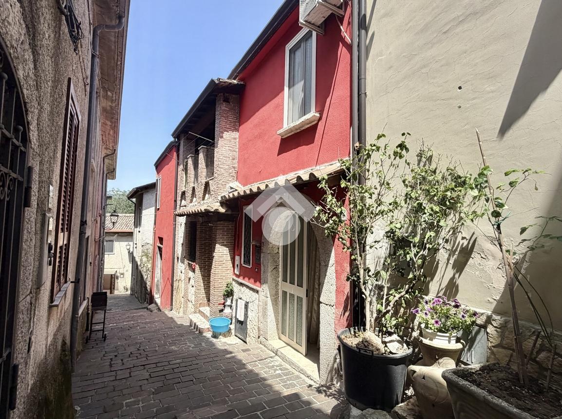 Casa indipendente in Vicolo Marro, Cervinara