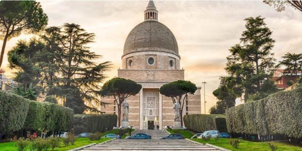 Appartamento in Via della Fisica, Roma