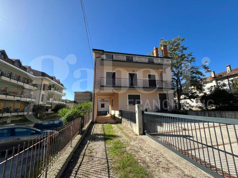 Casa indipendente in Via Matese 10, Piedimonte Matese — foto 3 di 5