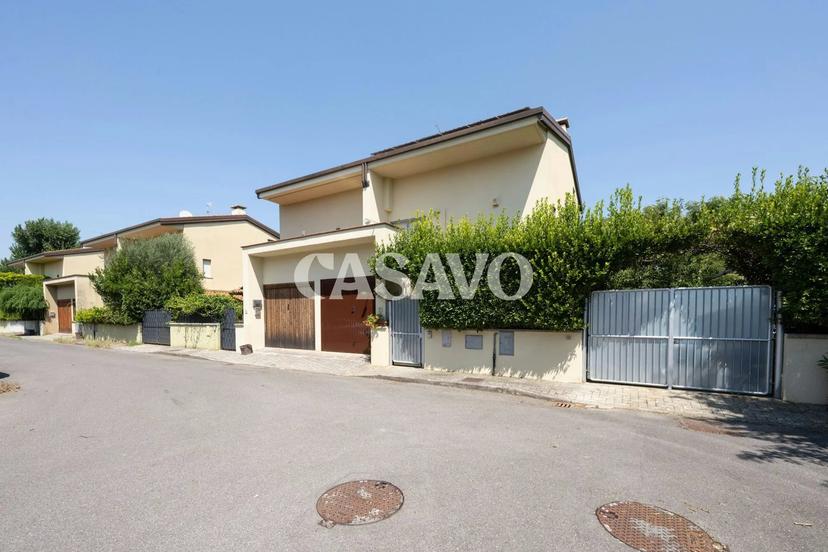 Villa in Via Giorgio Perlasca 27, Pisa — foto 2 di 5