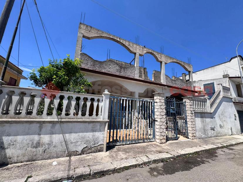 Casa indipendente in Via De Amicis  39, Pulsano — foto 3 di 5