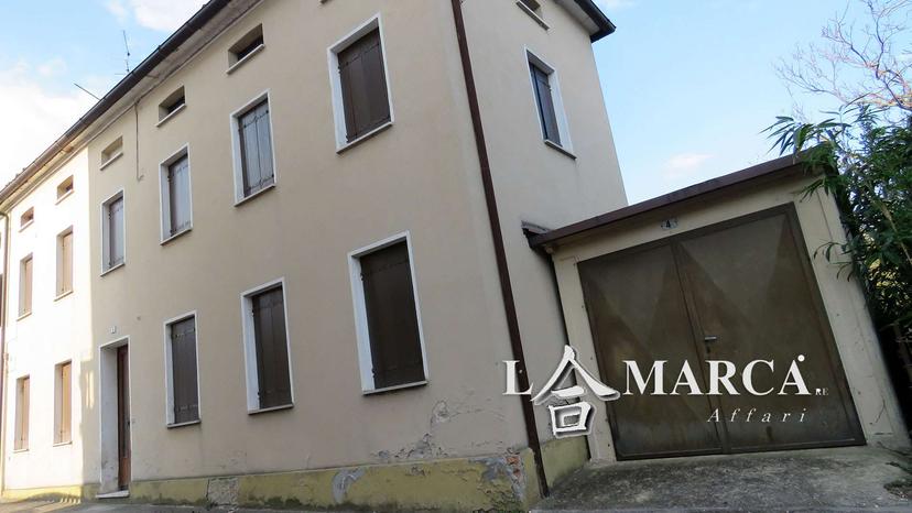 Porzione di casa, Pieve del Grappa — foto 3 di 5