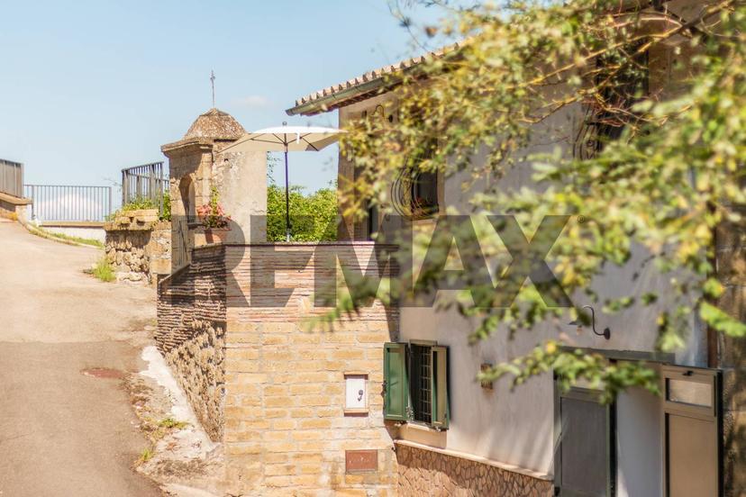 Villa, Ischia di Castro — foto 3 di 5