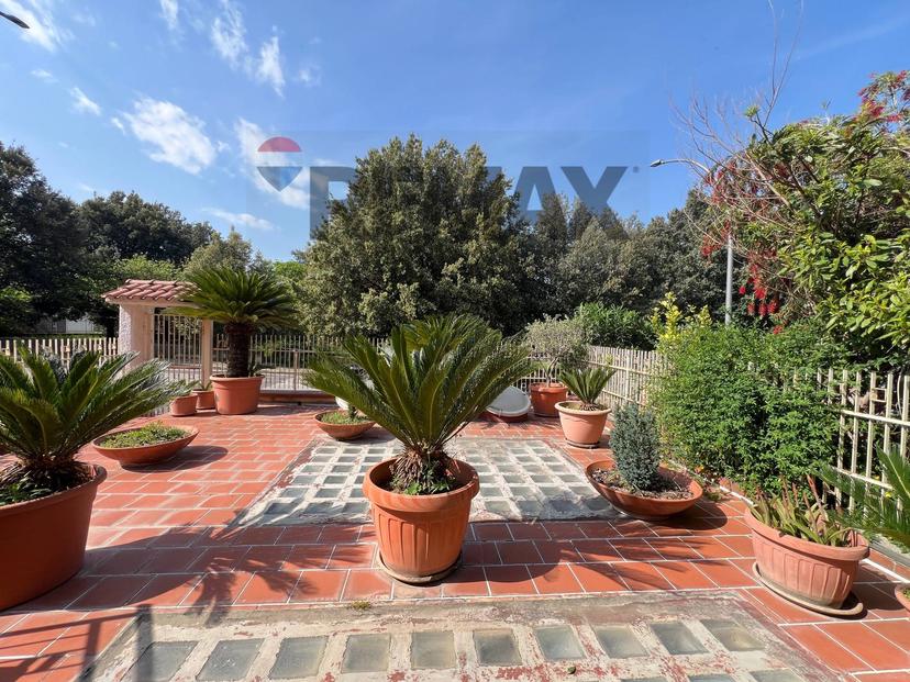 Villa a schiera in Gregorio Mendel 49, Caserta — foto 3 di 5