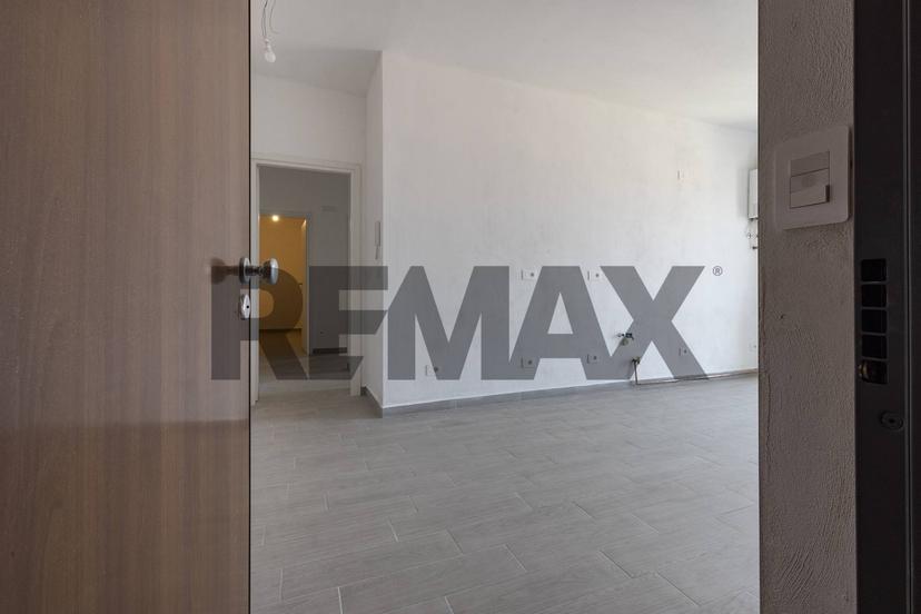 Trilocale in Via Oberdan 158, Ferno — foto 2 di 5