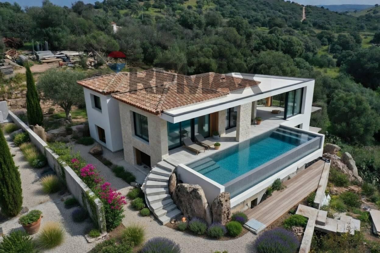 Villa in Via Alessandro Vincentelli, 07020 Loiri Porto San Paolo Ot, Loiri Porto San Paolo