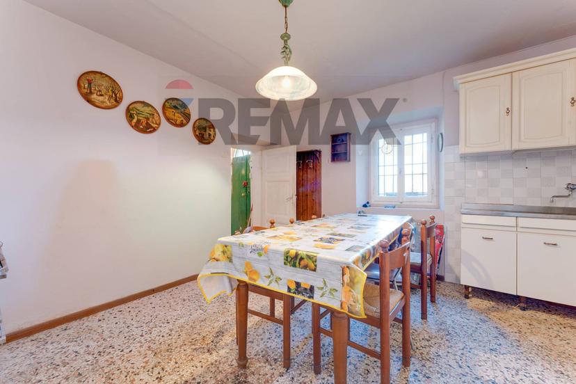Casa indipendente in Via Cà Bragos 26, Roncola