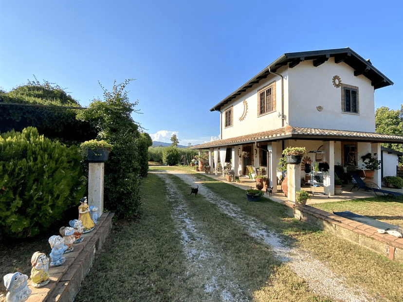 Casa indipendente in Via Grotta, Genazzano — foto 3 di 5