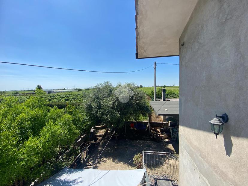 Villa in Via Romola 6, Lonigo — foto 2 di 5