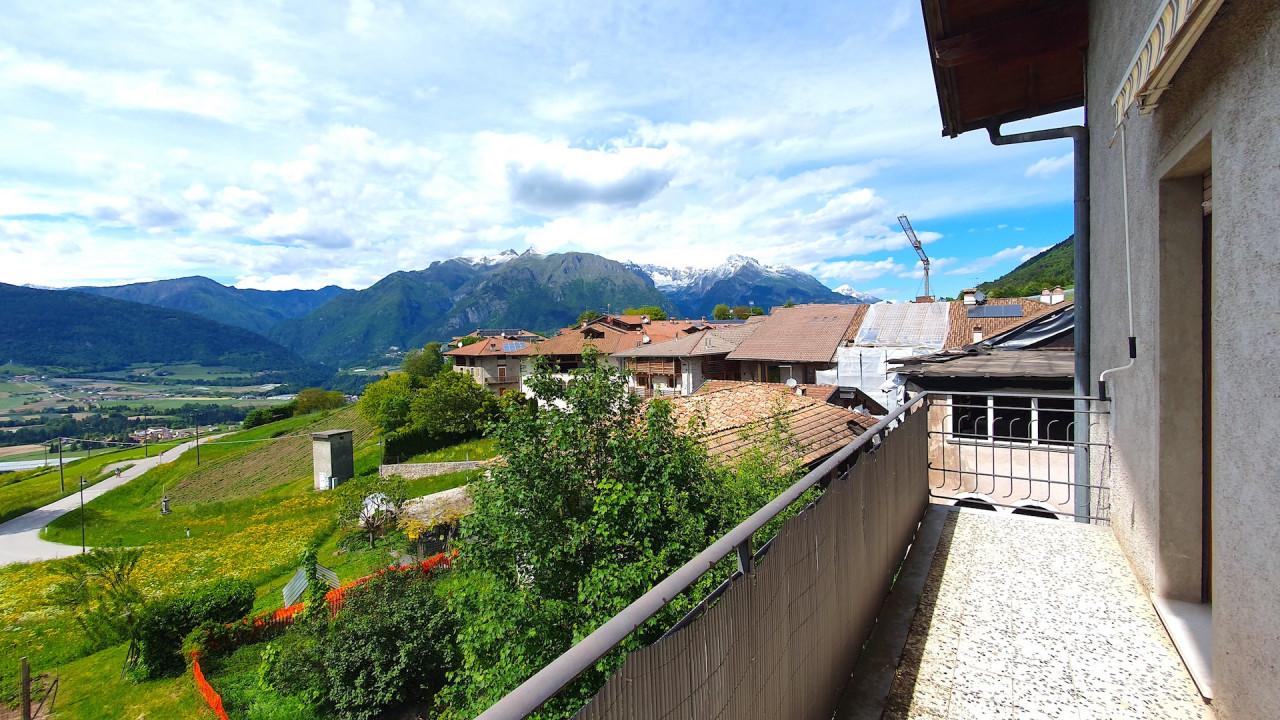 Casa indipendente in Frazione Lundo, Comano Terme