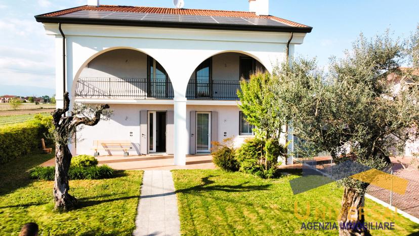 Casa indipendente in Via Antonio Centoni, Camposampiero — foto 3 di 5