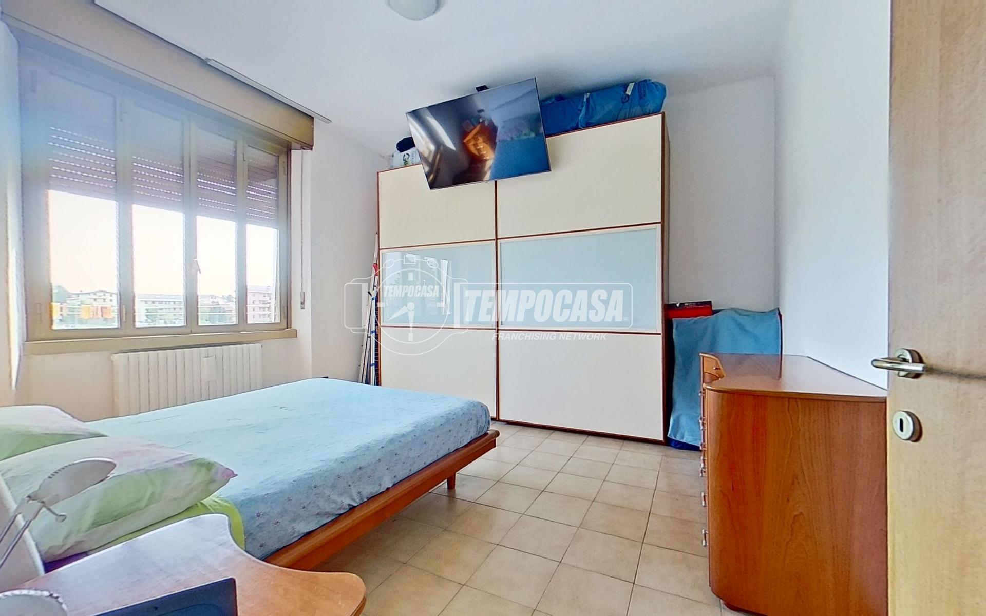 Trilocale in Via Panzini 15, Lissone