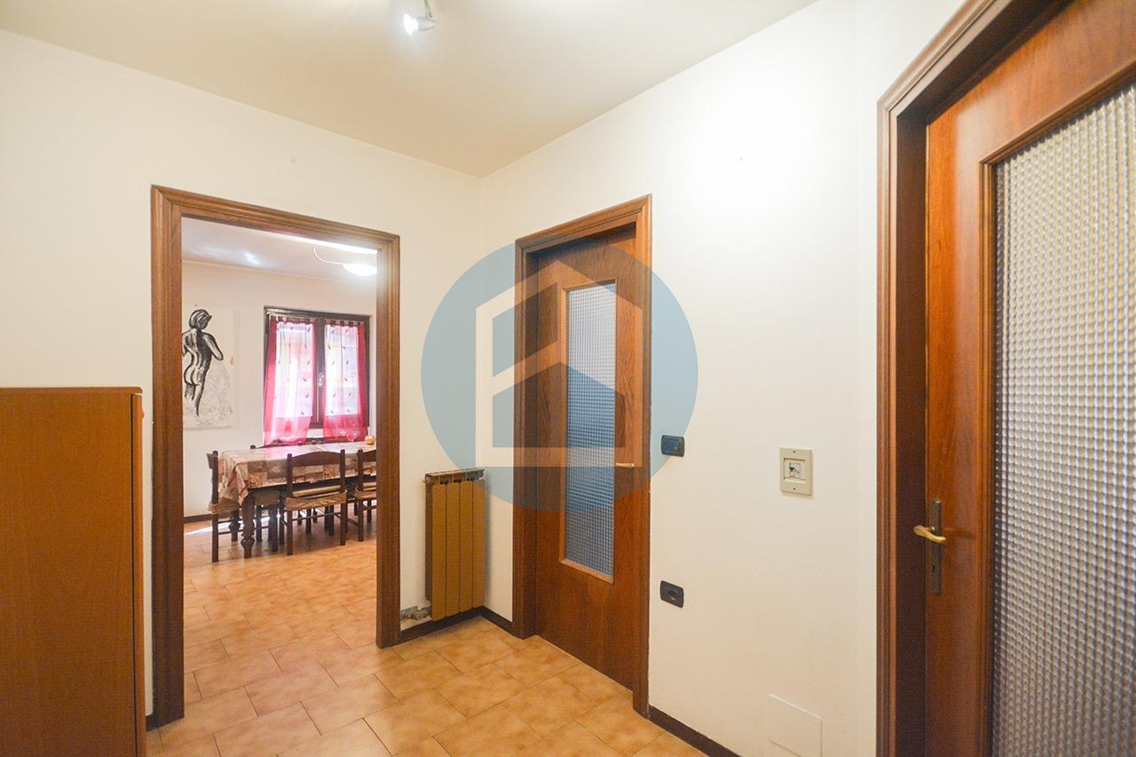 Casa indipendente in Via Cimavilla 25, Gianico