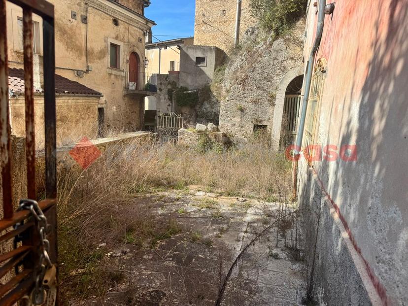 Casa indipendente in Via Guglielmo Marconi 17, Pesche — foto 2 di 5