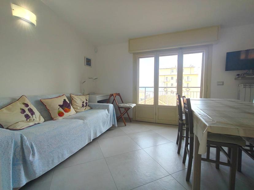 Trilocale in Via Malta, San Bartolomeo al Mare — foto 4 di 5