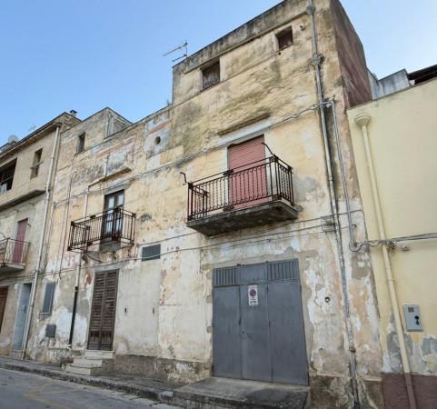 Terratetto unifamiliare in Via Papa Giovanni XXIII 3, Castellammare del Golfo