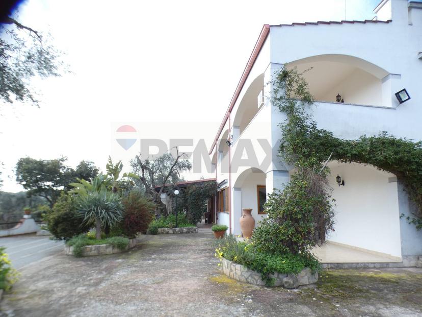Villa in Località Macchia di Mauro 16, Vieste — foto 3 di 5