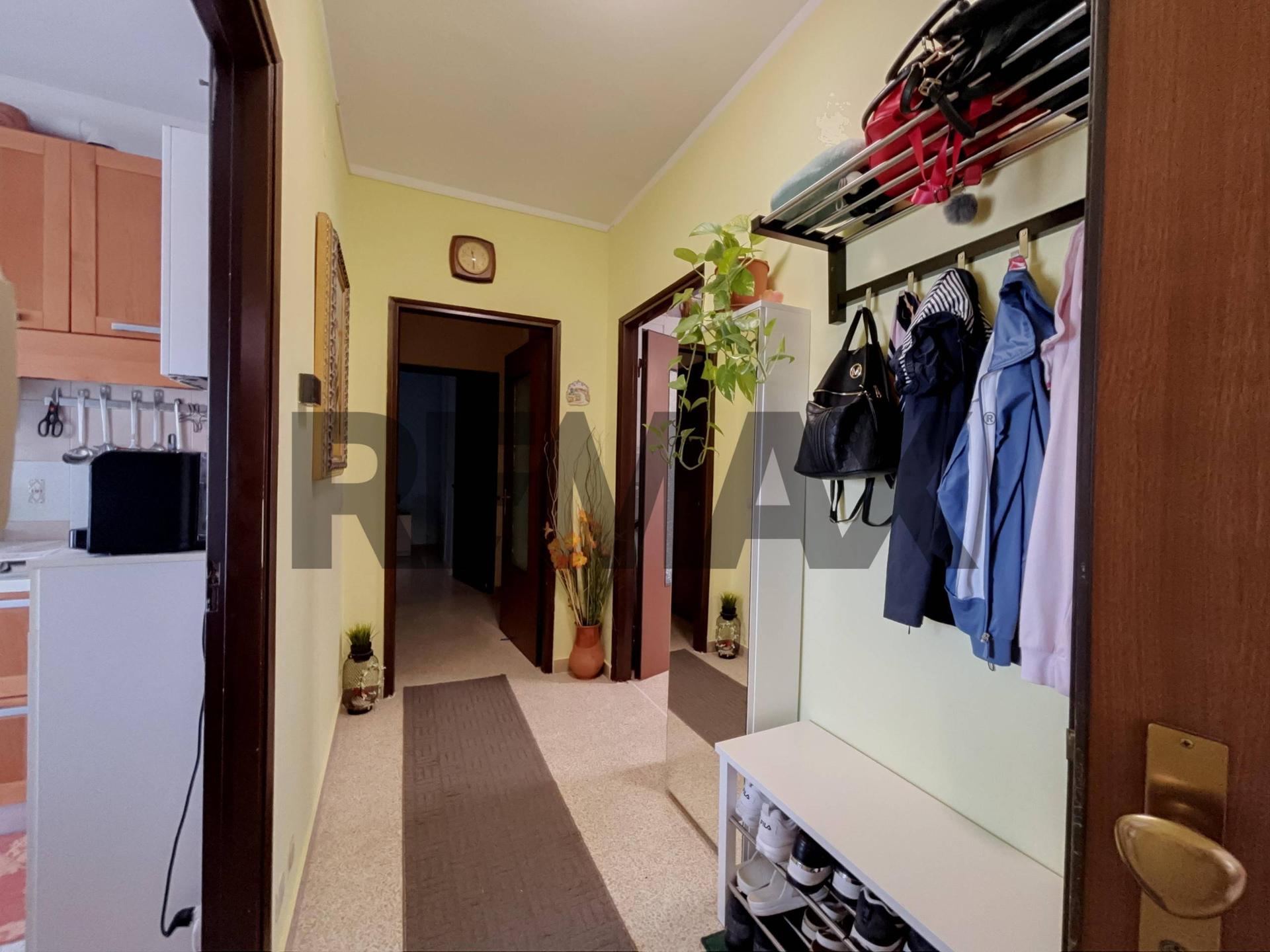 Appartamento in Via Ruella 3, Ari