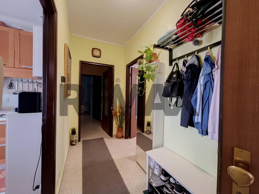 Appartamento in Via Ruella 3, Ari