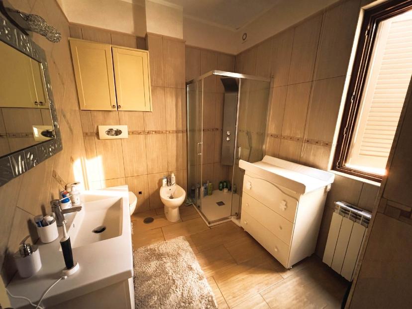 Casa indipendente in Via Gorizia, Mondragone — foto 3 di 5
