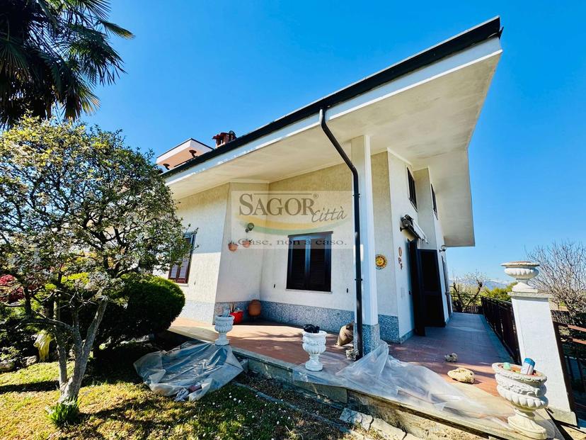 Porzione di villa in Via Stazione 13, Airasca — foto 2 di 5
