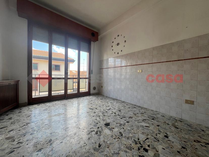 Trilocale in Piazza Vittorio Emanuele 4, Bovolone — foto 4 di 5