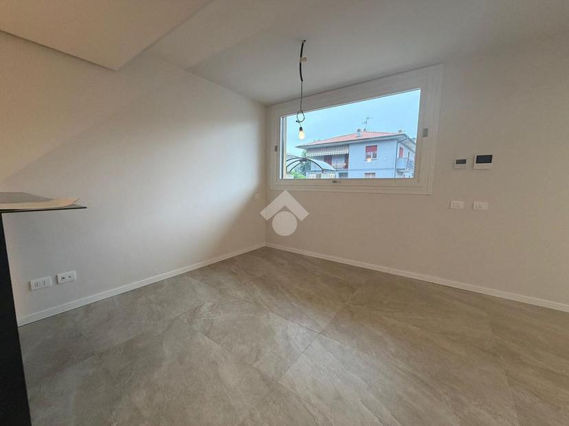 Trilocale in Via S. Pellico 19, Ciserano — foto 5 di 5