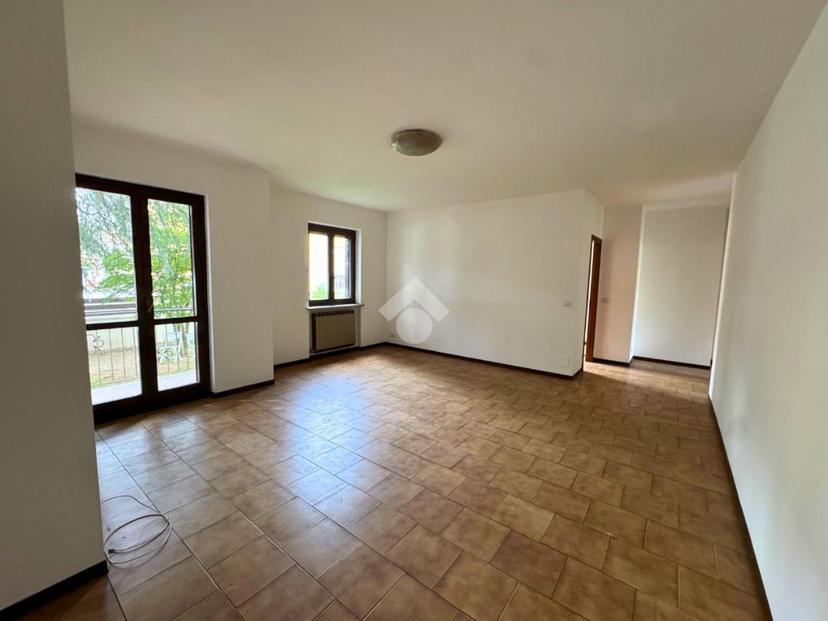 Villa in Via S. Giovanni Bosco 1, Vercelli — foto 4 di 5