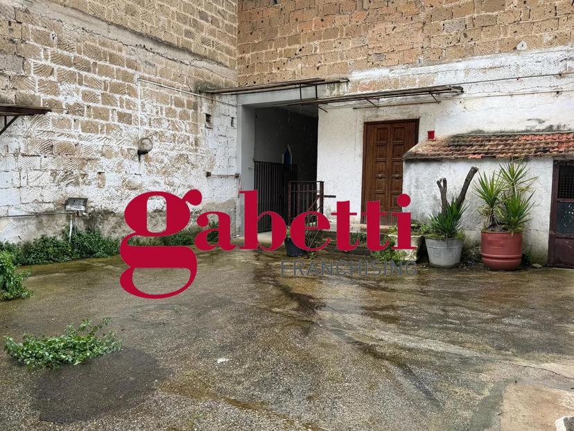 Casa indipendente in Via Ezio Vanoni 55, San Nicola la Strada — foto 2 di 5